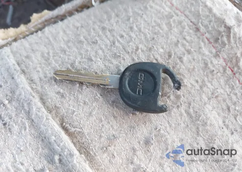 2004 GMC Yukon Slt from USA, damaged, VIN 1GKEC13ZX4R221284